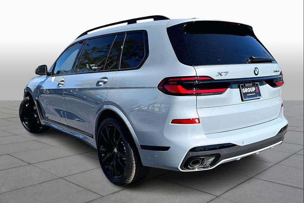new 2026 BMW X7 car, priced at $100,350
