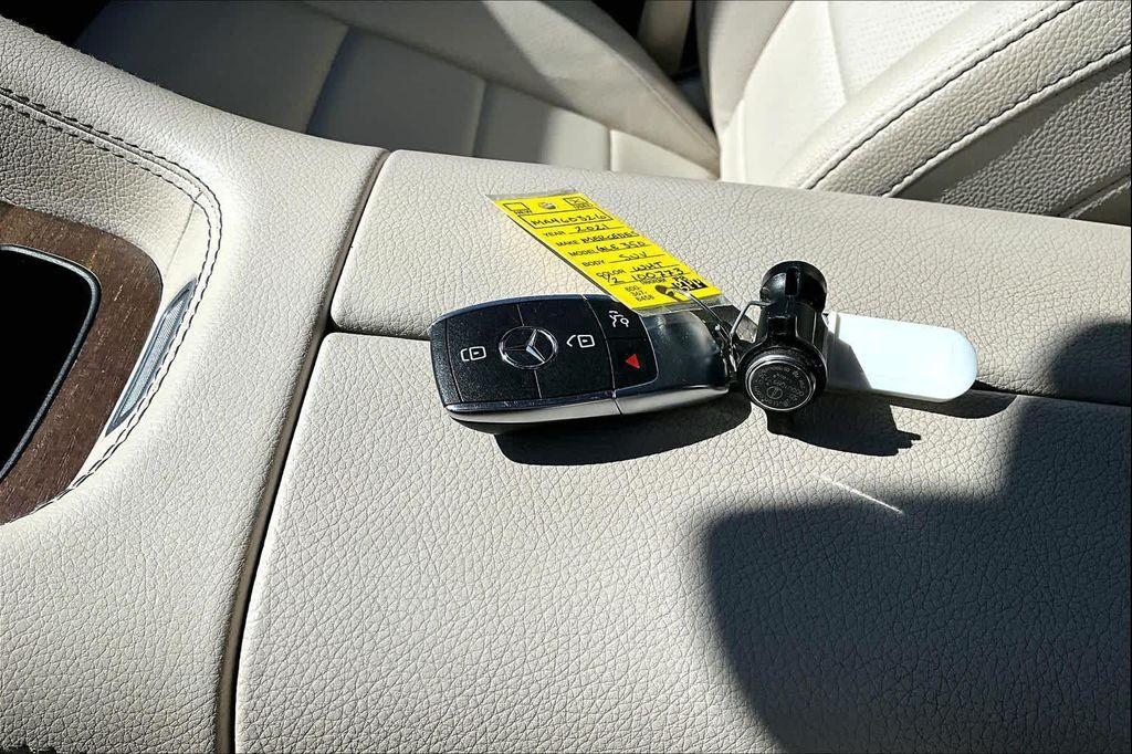 used 2021 Mercedes-Benz GLE 350 car, priced at $29,900