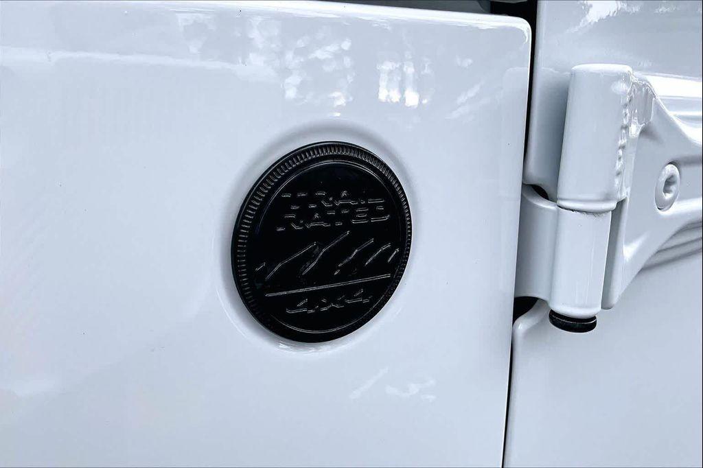 used 2021 Jeep Wrangler Unlimited car, priced at $29,400