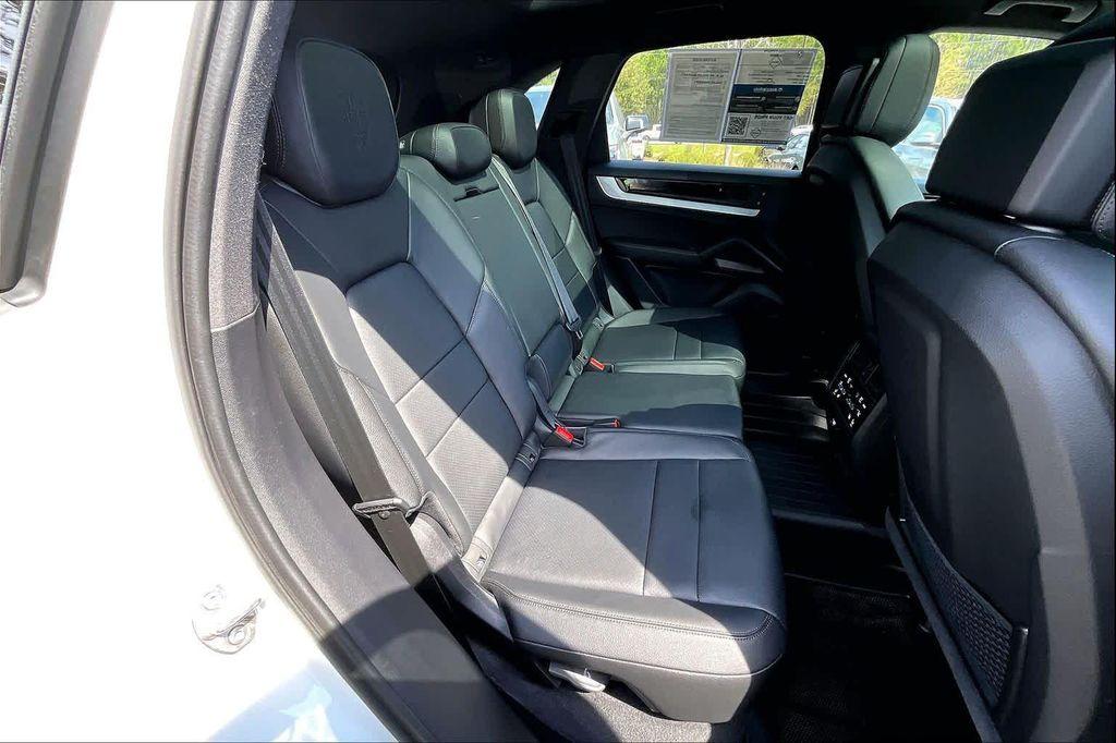 used 2025 Porsche Cayenne car, priced at $89,900