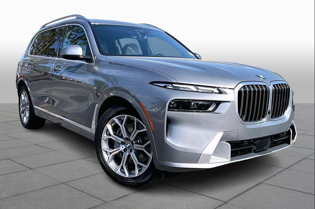 new 2026 BMW X7 car, priced at $97,820