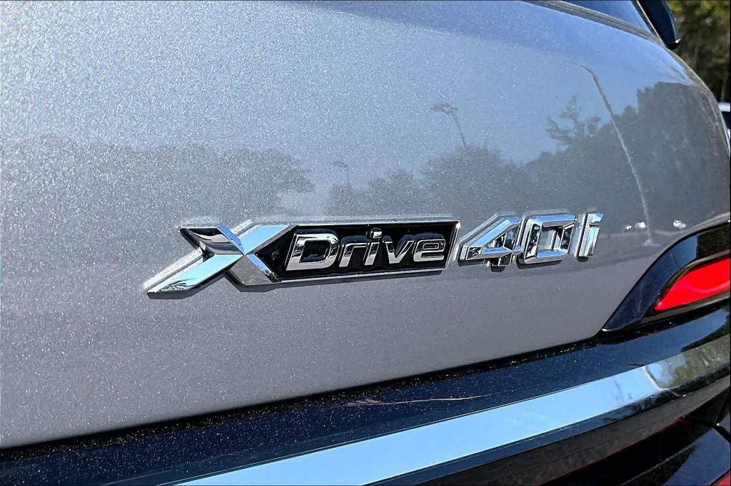 new 2026 BMW X7 car, priced at $97,820
