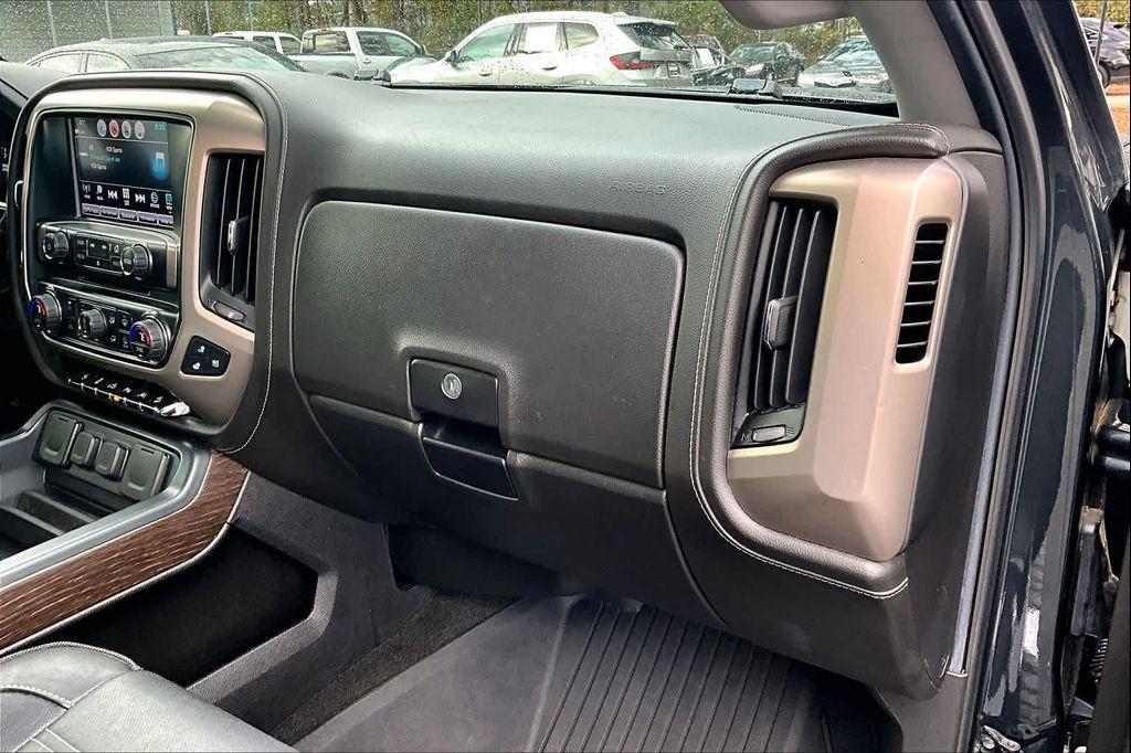 used 2018 GMC Sierra 1500 car, priced at $26,900