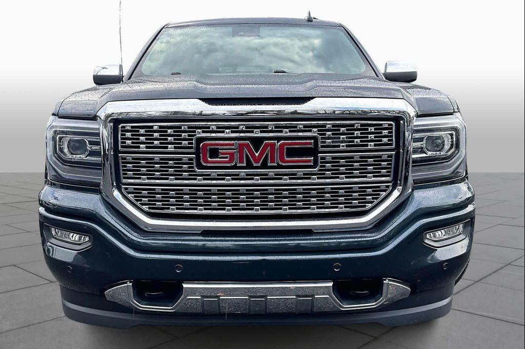 used 2018 GMC Sierra 1500 car, priced at $26,900