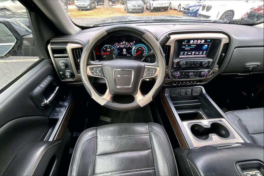 used 2018 GMC Sierra 1500 car, priced at $26,900