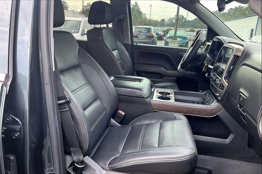 used 2018 GMC Sierra 1500 car, priced at $26,900
