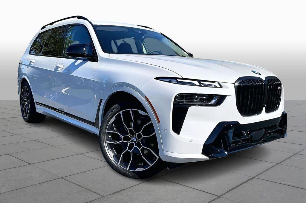 new 2026 BMW X7 car, priced at $129,500