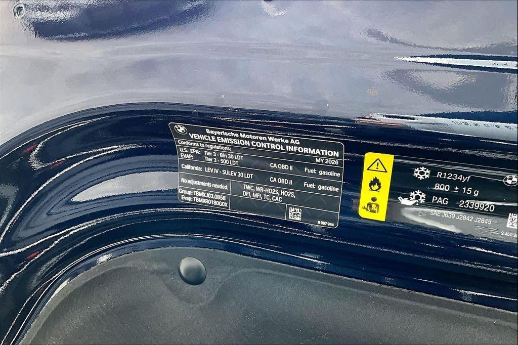 new 2026 BMW X7 car, priced at $102,070