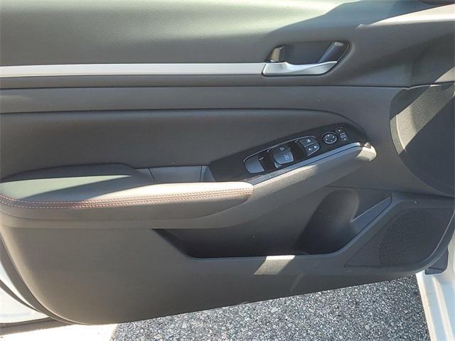 new 2025 Nissan Altima car, priced at $29,807