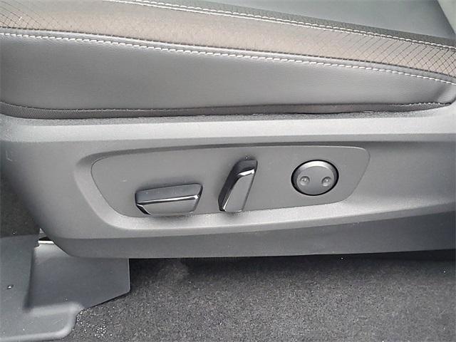 new 2025 Nissan Pathfinder car, priced at $43,700