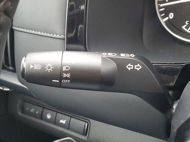 new 2025 Nissan Pathfinder car, priced at $43,700