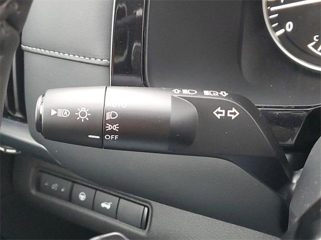 new 2025 Nissan Pathfinder car, priced at $43,700