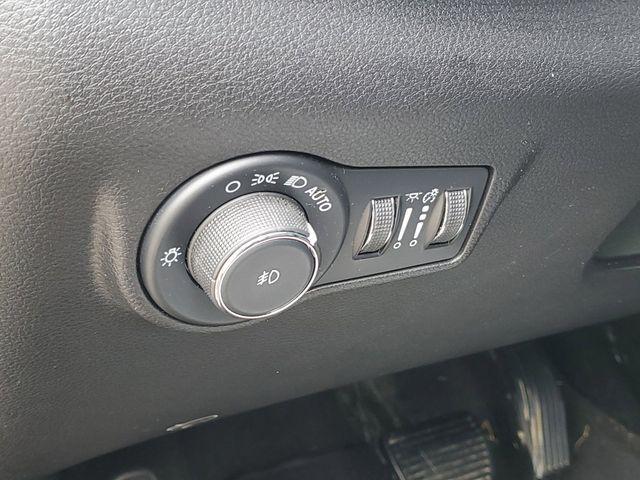 used 2022 Jeep Compass car, priced at $18,279