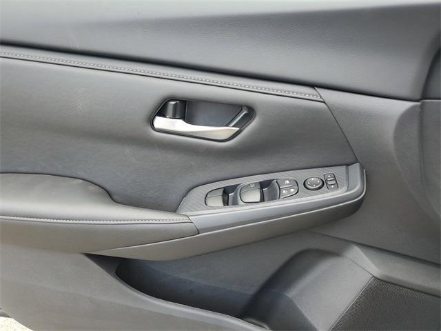 new 2025 Nissan Sentra car, priced at $23,557