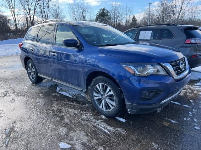used 2019 Nissan Pathfinder car, priced at $10,499