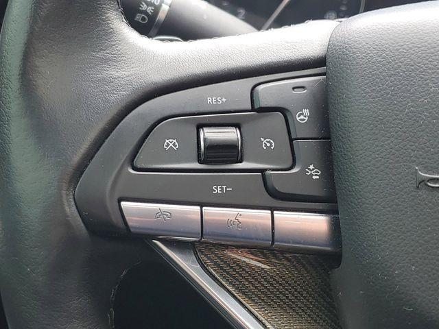 used 2020 Cadillac XT6 car, priced at $25,392