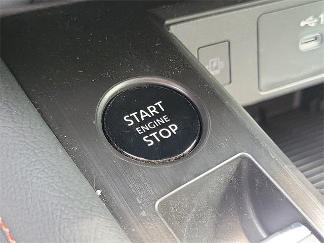 new 2025 Nissan Kicks car, priced at $31,481