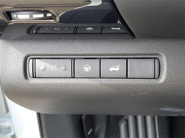 new 2025 Nissan Pathfinder car, priced at $42,007