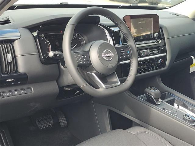 new 2025 Nissan Pathfinder car, priced at $42,007