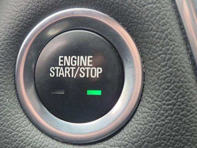 used 2022 Chevrolet Traverse car, priced at $30,979