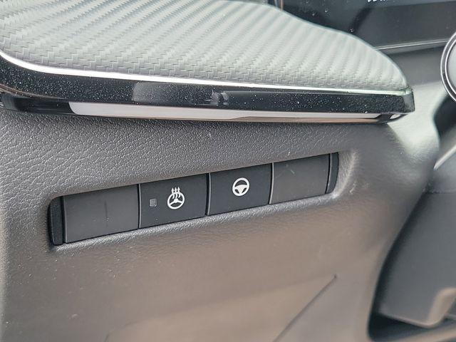 new 2025 Nissan Kicks car, priced at $30,772