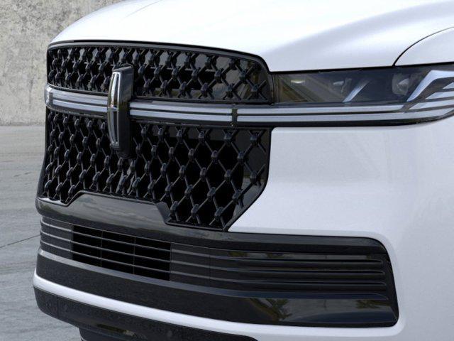 new 2026 Lincoln Navigator car, priced at $122,054