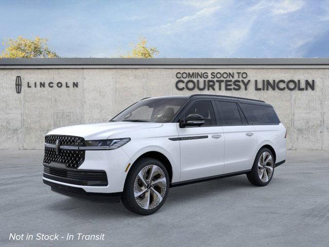 new 2025 Lincoln Navigator car, priced at $132,305
