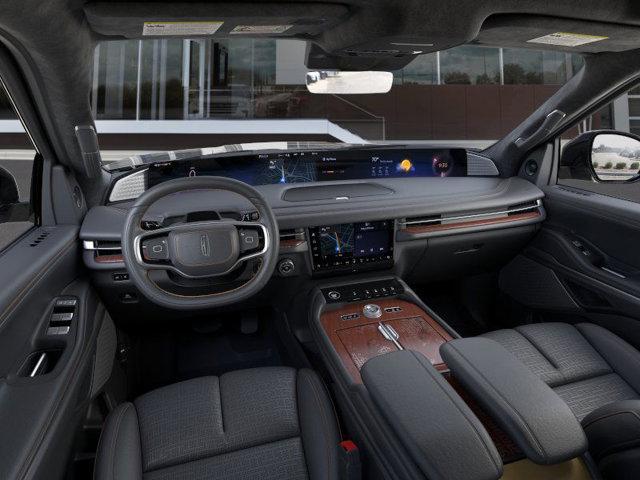 new 2025 Lincoln Navigator car, priced at $119,435