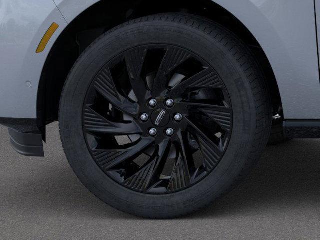 new 2025 Lincoln Navigator car, priced at $110,075