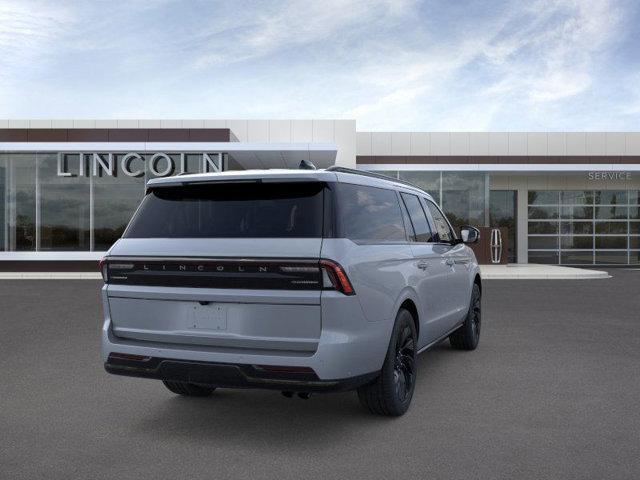 new 2025 Lincoln Navigator car, priced at $110,075