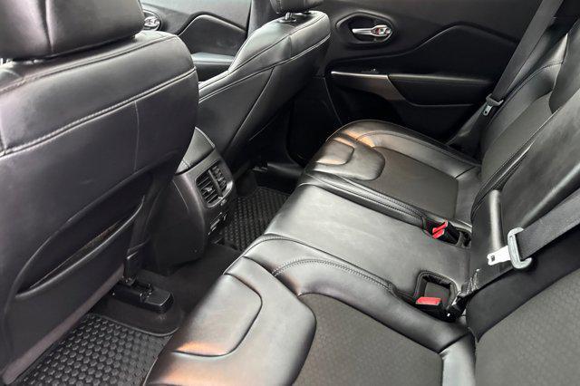 used 2020 Jeep Cherokee car, priced at $15,629