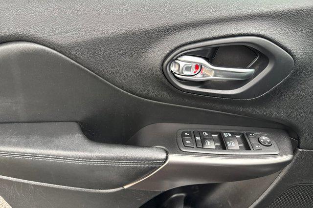 used 2020 Jeep Cherokee car, priced at $15,629