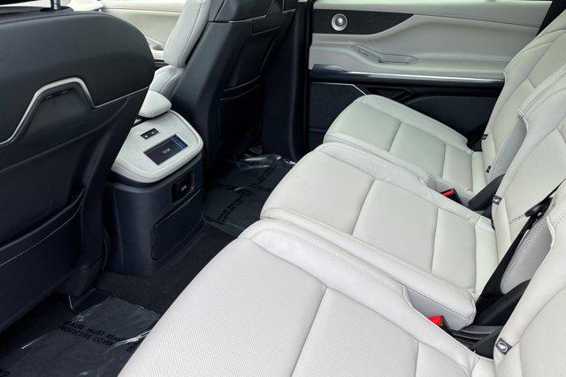 used 2025 Lincoln Navigator car, priced at $88,998