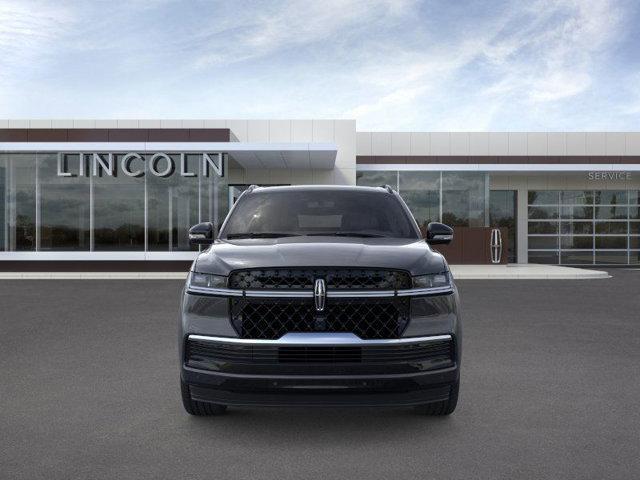 new 2025 Lincoln Navigator car, priced at $110,185