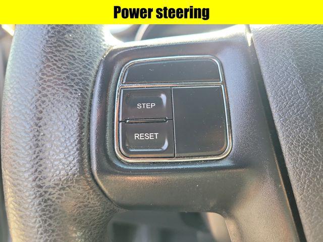 used 2014 Chrysler 200 car, priced at $5,995