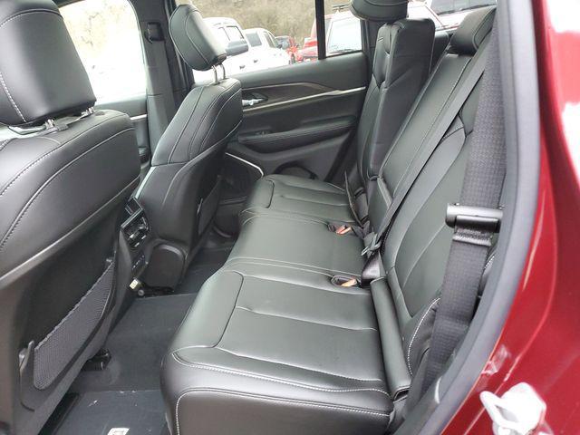 new 2026 Jeep Grand Cherokee car, priced at $46,995