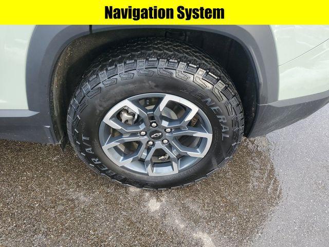 used 2025 Chevrolet Equinox car, priced at $32,040