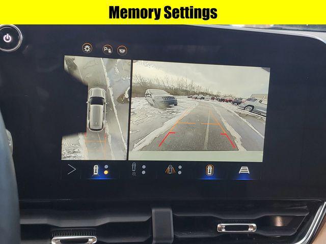 used 2025 Chevrolet Equinox car, priced at $32,040