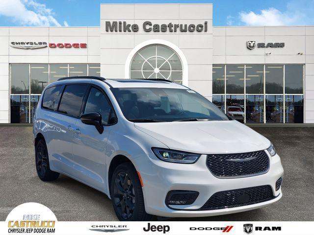 new 2026 Chrysler Pacifica car, priced at $48,411