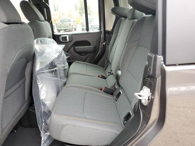 new 2026 Jeep Gladiator car, priced at $40,111