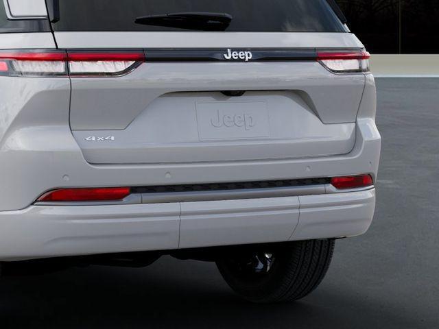 new 2026 Jeep Grand Cherokee car, priced at $47,995