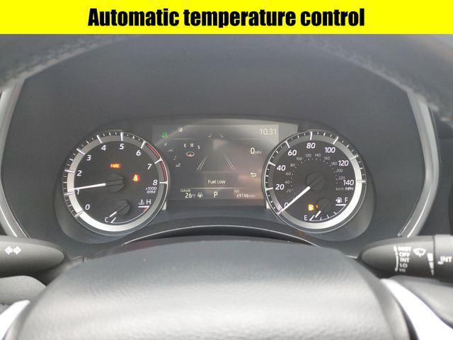 used 2023 Toyota Highlander car, priced at $34,473