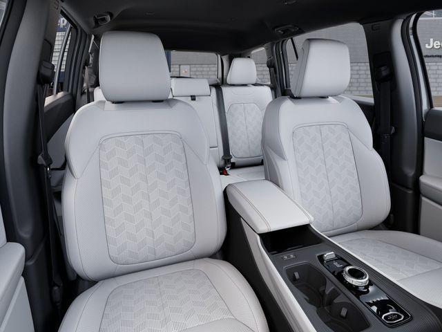 new 2026 Jeep Cherokee car, priced at $41,995