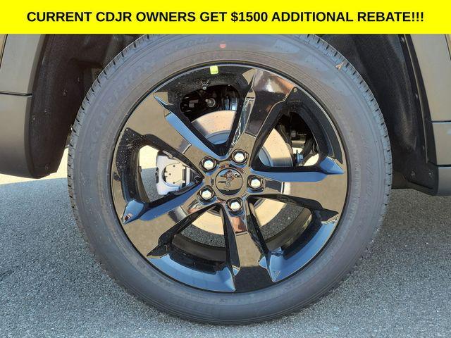 new 2025 Jeep Grand Cherokee car, priced at $46,061