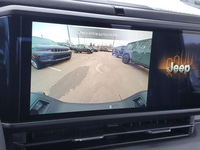 new 2026 Jeep Gladiator car, priced at $39,995