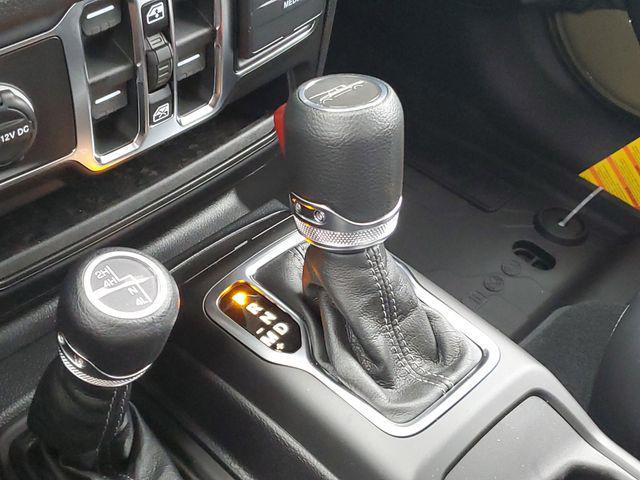 new 2026 Jeep Gladiator car, priced at $39,995