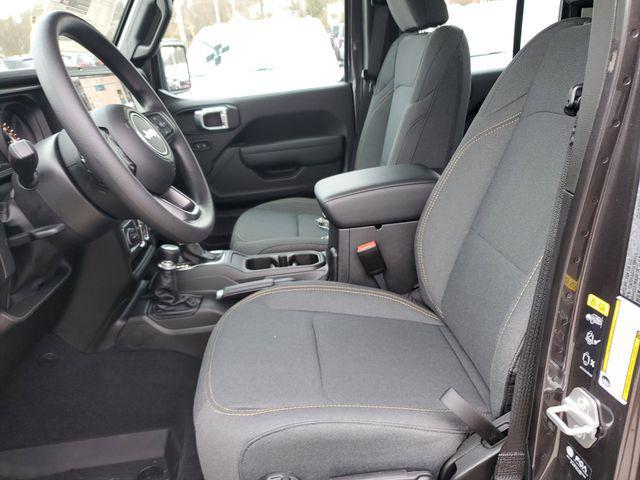 new 2026 Jeep Gladiator car, priced at $41,111