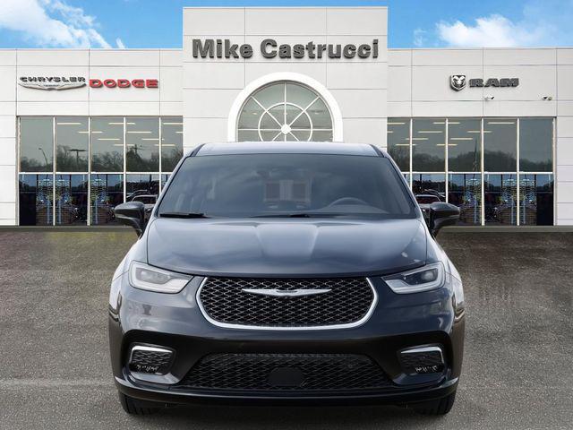 new 2026 Chrysler Pacifica car, priced at $41,995