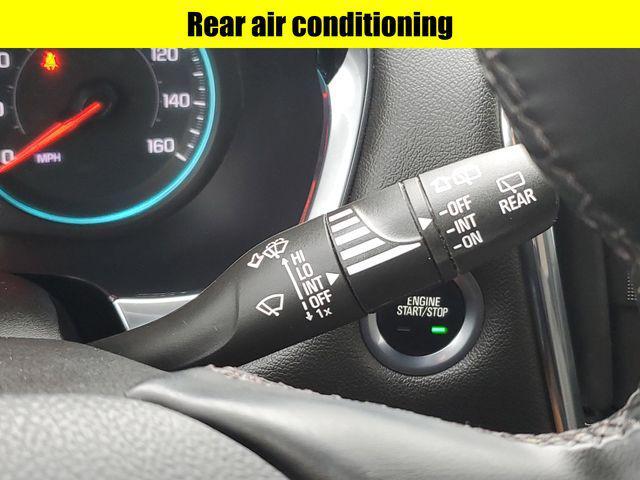 used 2023 Chevrolet Traverse car, priced at $28,890