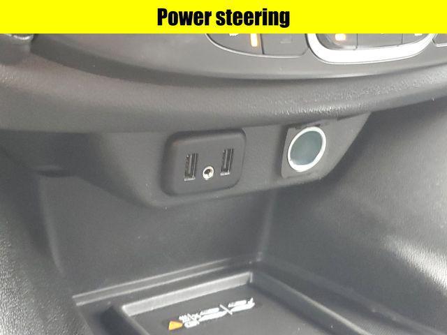 used 2023 Chevrolet Traverse car, priced at $28,890